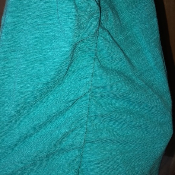 Old navy turquoise maternity v neck tee size S - Picture 2 of 5